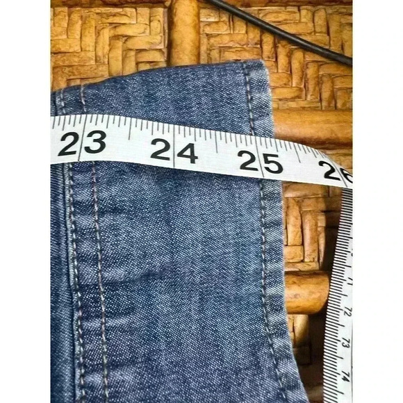 Wrangler Denim Shirt Flex Long Sleeve Casual Button Up Blue Jean Men’s XL Pockts - Picture 14 of 14